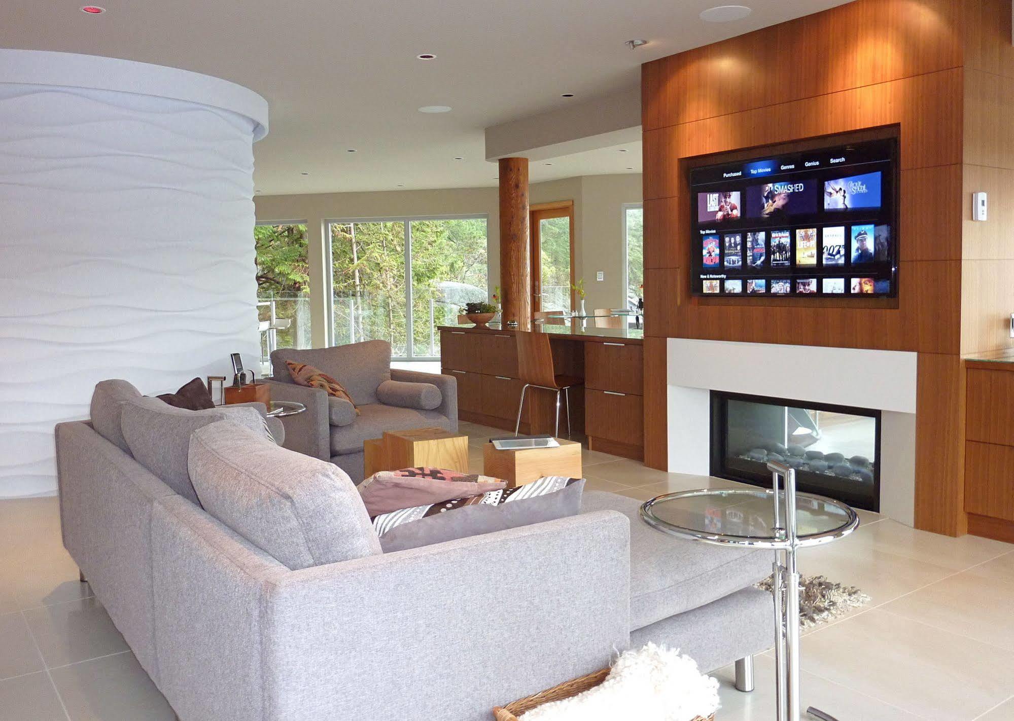Pointhouse Suites On Sargeant Bay Halfmoon Bay 외부 사진